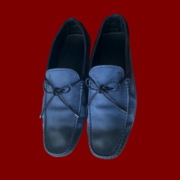 Luxe Italian Navy Suede Driving Loafers by TOD'S | Size 13.5 - Picture 3 of 9